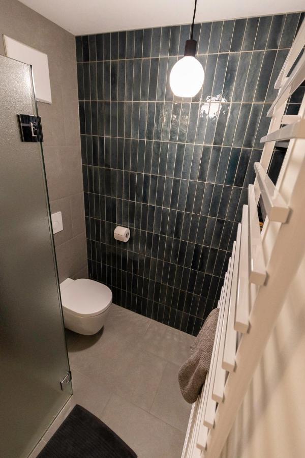 Apartment In Historischer Villa Mit Parkplatz กรุนเอา อิม อาล์มทาล ภายนอก รูปภาพ