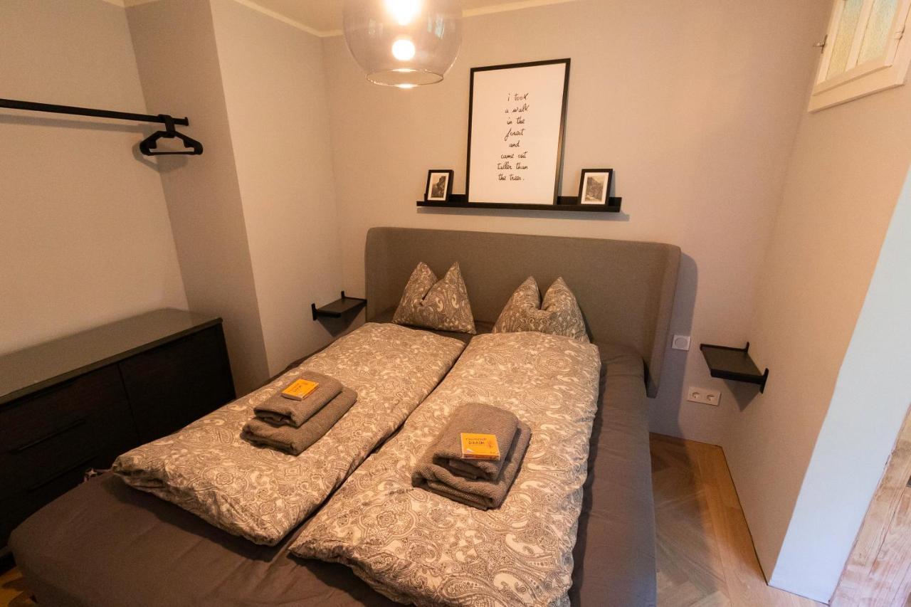 Apartment In Historischer Villa Mit Parkplatz กรุนเอา อิม อาล์มทาล ภายนอก รูปภาพ
